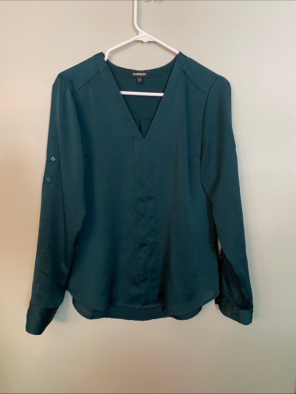 Express forest greeen V-Neck Long Sleeve Blouse